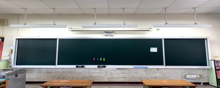 究達水擦黑板｜渡拔國小
